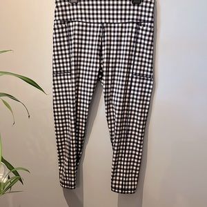 Draper James navy gingham check legging